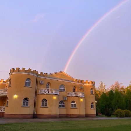 Kastély Panzió Hajduszoboszlo Exterior foto